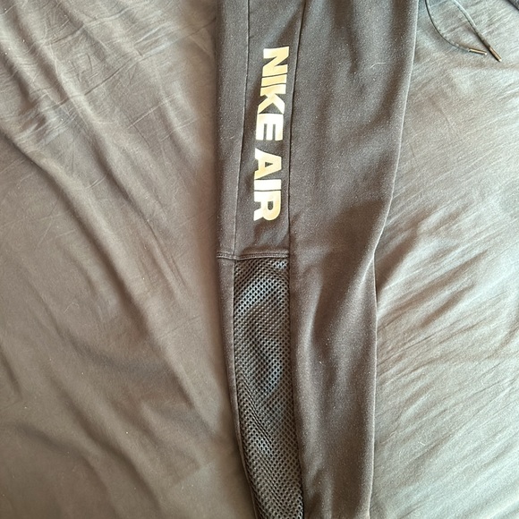 Nike Air Sweatpants - Picture 4 of 5